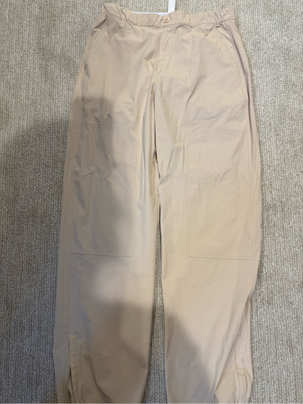 ALO Yoga Men's Tan Cargo Pants - Lightweight Utility Style